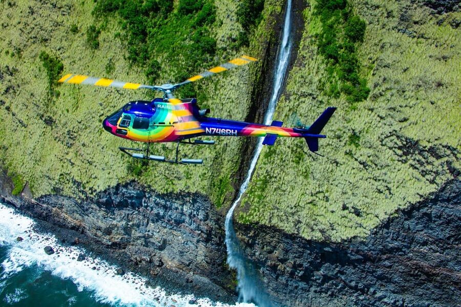 Kailua-Kona: Kohala, Volcanoes and Waterfall Helicopter Tour - Doors-on or doors-off: choose for comfort, not just photographs