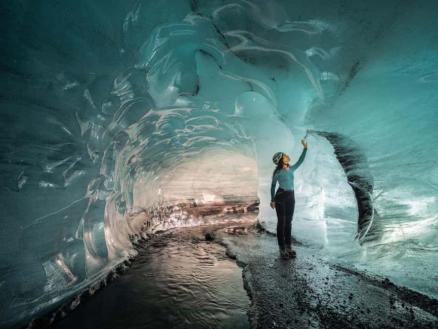 Katla Ice Cave Extended Guided Tour with Super Jeep - Entering the Katla ice cave