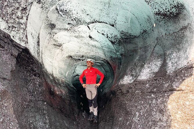 Katla Ice Cave & South Coast Day Tour from Reykjavik - The long road from Reykjavik to Vík