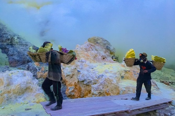 Kawah Ijen Midnight Tour (1 Day) - A 12:30 am start from Banyuwangi