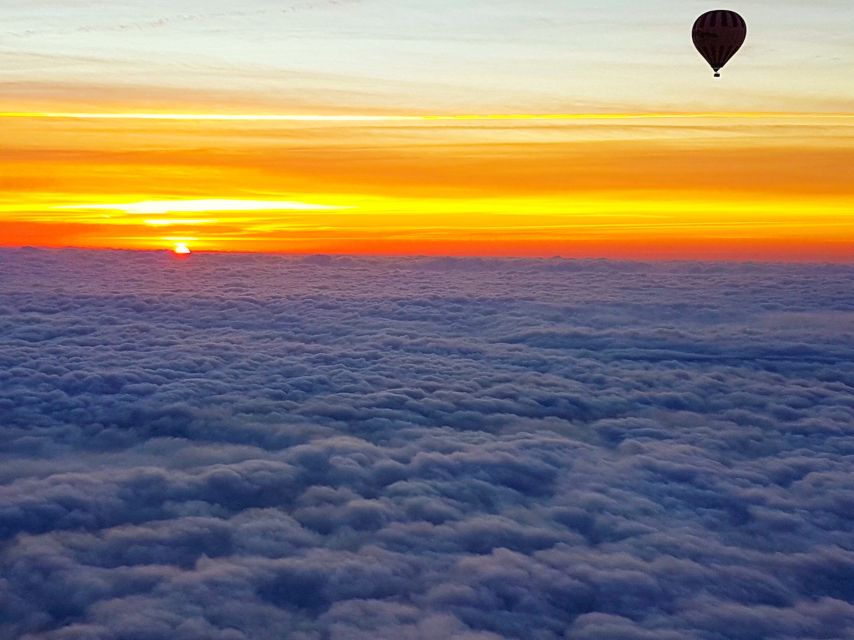 La Garrotxa Volcanoes Half-Day Hot Air Balloon Flight - A Five-Hour Morning, Starting Before Breakfast