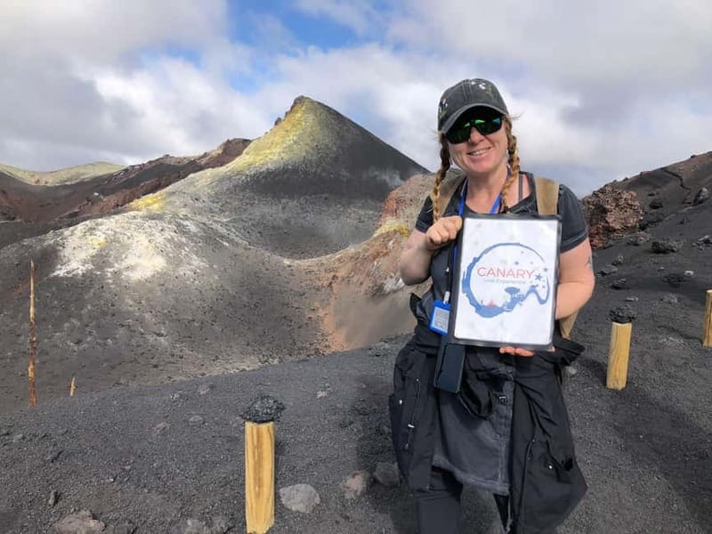 La Palma: Tajogaite Volcano Guided Hike - Walking toward a volcano born in 2021