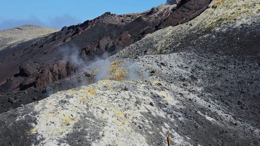 La Palma: Tour to the new Tajogaite volcano 360º. - The closer crater viewpoint