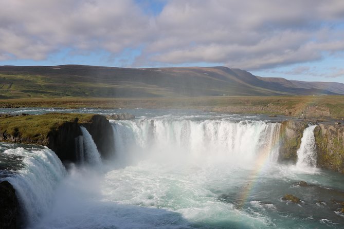 Lake Mývatn and Powerful Dettifoss Day Tour from Akureyri - Small-group travel matters inside a 4x4
