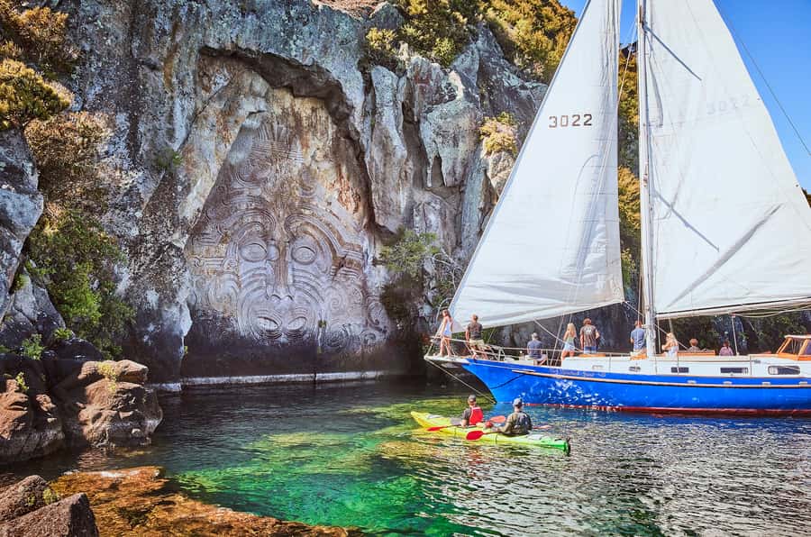 Lake Taupo: Classical Sailing to the Māori Rock Carvings - Leaving Taupō Marina aboard Fearless