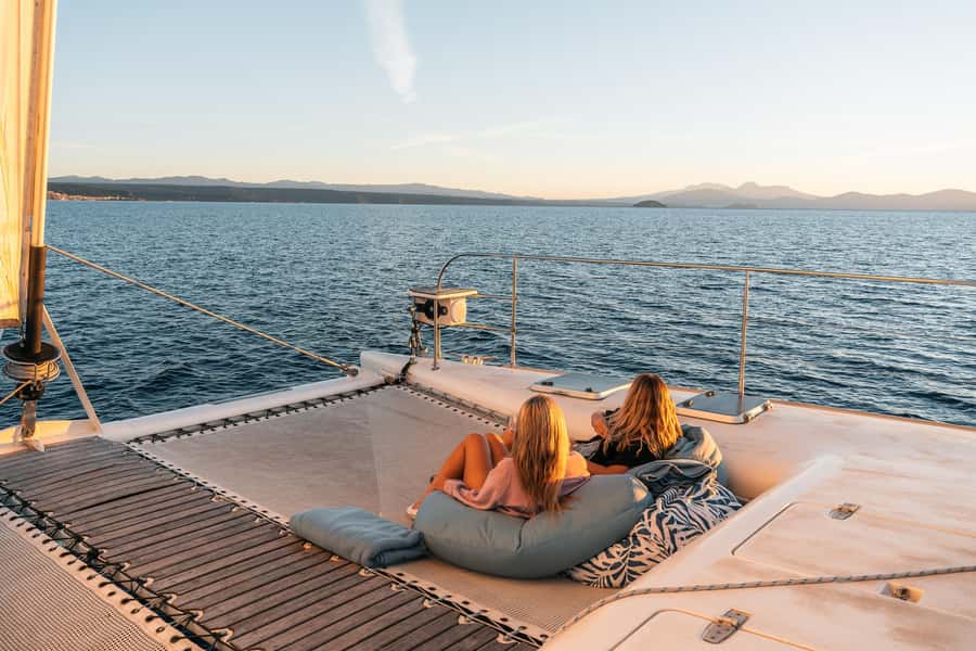 Lake Taupo: Luxury Sailing Catamaran to Māori Rock Carvings - How the $41 price measures up