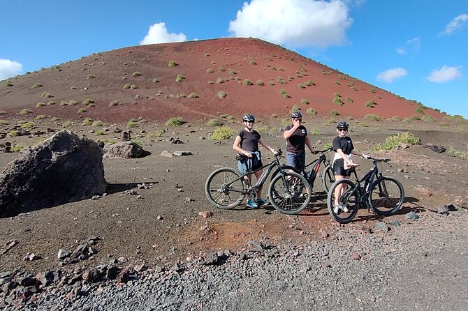 Lanzarote E-Bike Tour: Volcano Craters & Scenic Vineyards - Why this ride shows Lanzarote differently