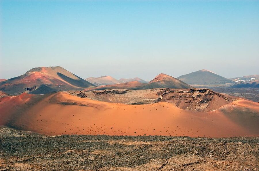 Lanzarote: Guided Day Trip to Timanfaya Park & Lago Verde - El Golfo and the green lagoon