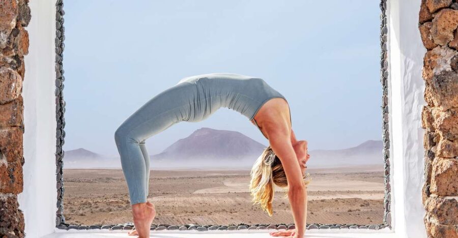 Lanzarote: Volcanic Yoga Session with Ocean Views - What the class itself feels like