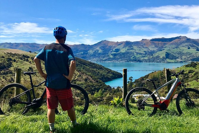 Lava Loop- Guided electric mountain bike tour in Akaroa - Why the group limit matters