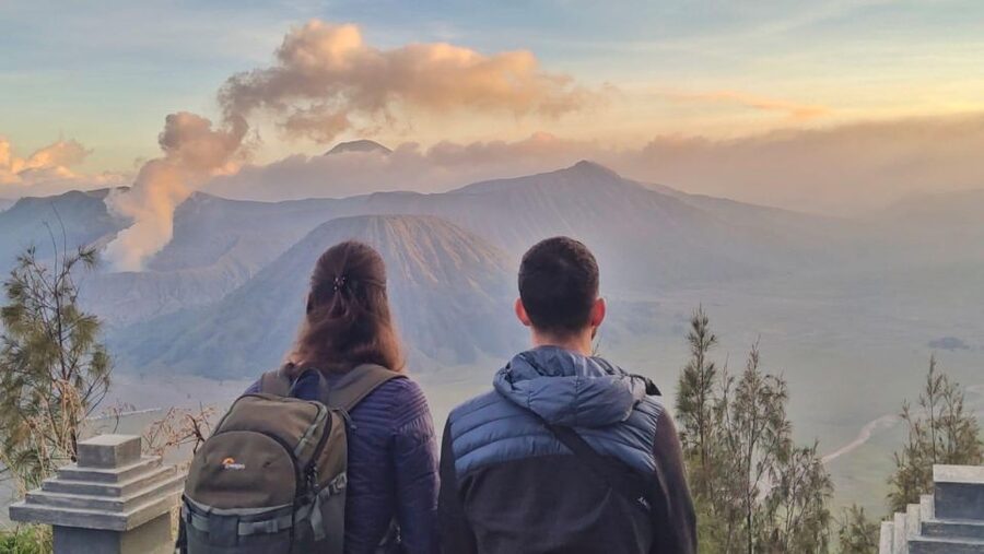 Malang/Probolinggo: Affordable Private Jeep Bromo Sunrise - Who will enjoy this most