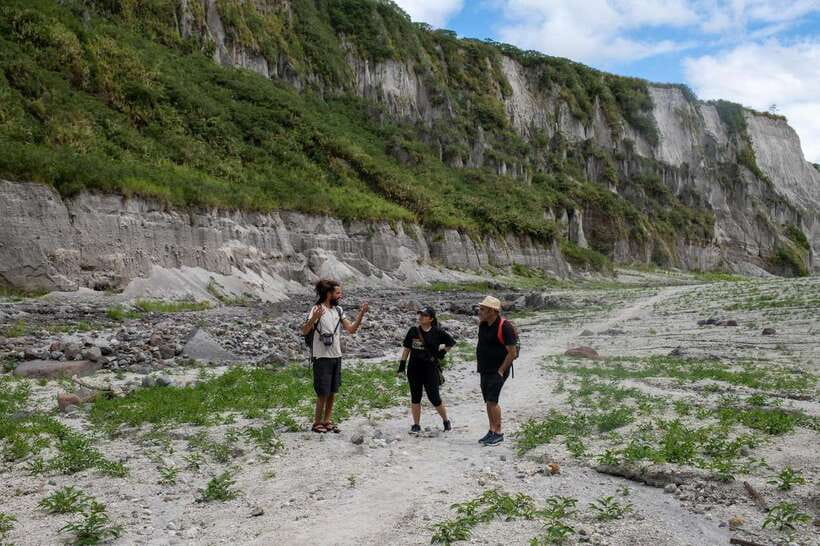 Manila: Mount Pinatubo 4X4 & Hiking Trip - What to pack for the trail