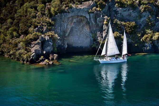 Maori Rock Carvings Eco Sailing Taupo - Who will enjoy this cruise most?