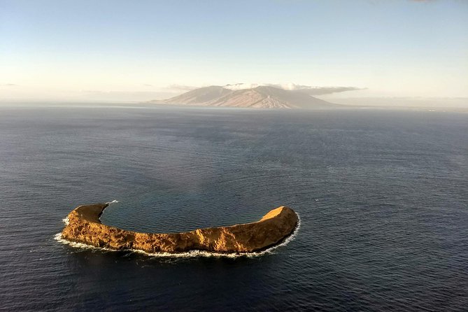 Maui Circle Island-PRIVATE-Air Tour for 2-5: Waterfalls & Lava! - Haleakala from the air
