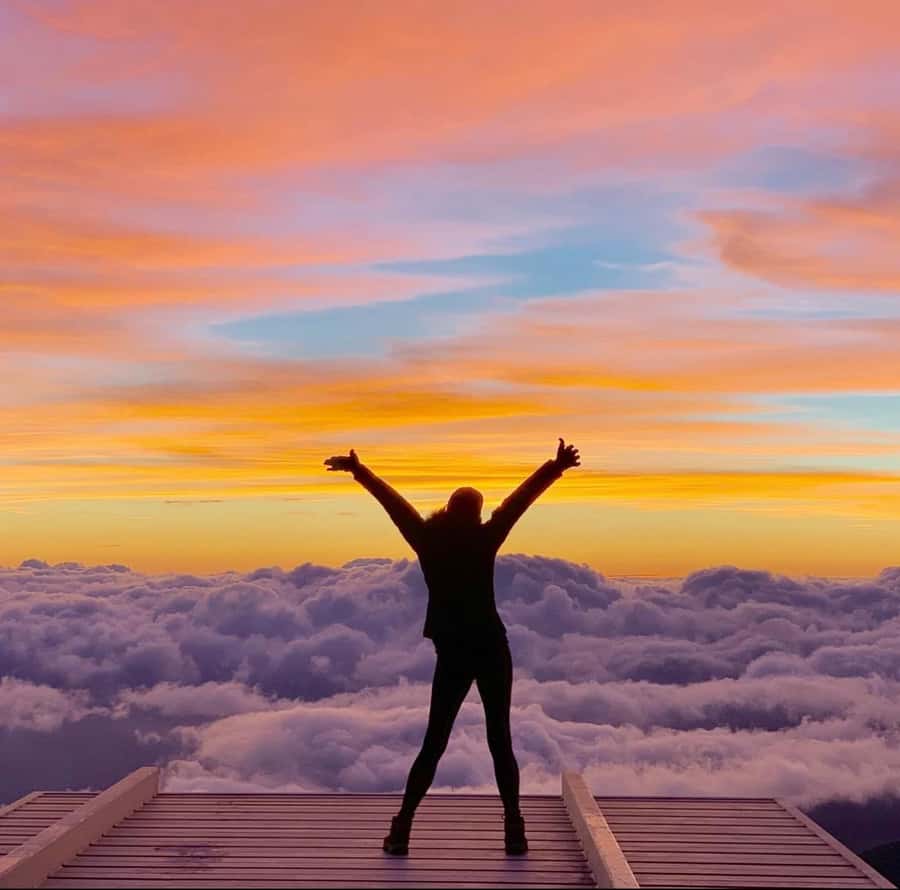 Maui: Haleakala Sunset Tour with Snacks and Photos - Key points at a glance