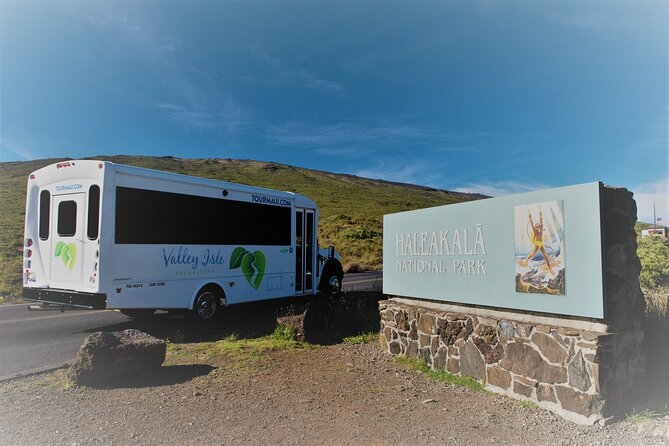 Maui: Majestic Haleakala Sunrise Tour with Pick-up - Breakfast after the mountain