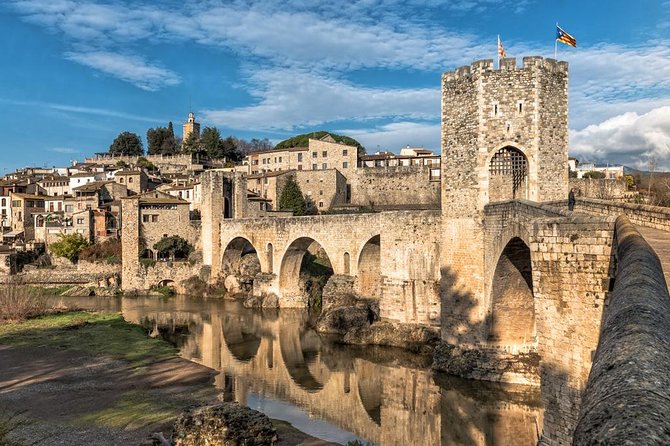 Medieval Villages & La Garrotxa Volcanic Zone Hiking. Small Group Tour - Santa Margarida and Croscat Volcanoes