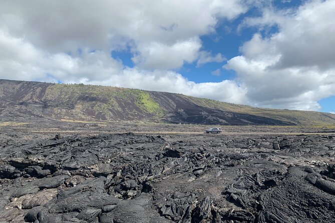 Meet in the park - Private Hawaii Volcanoes National Park Tour - A private start at Kīlauea Visitor Center