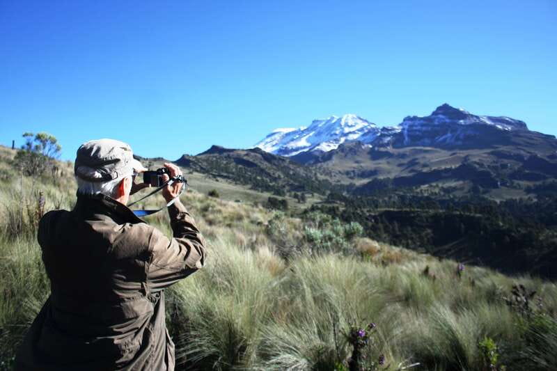 Mexico City: Guided Volcano Trek with Lunch - From Mexico City to Paso de Cortes