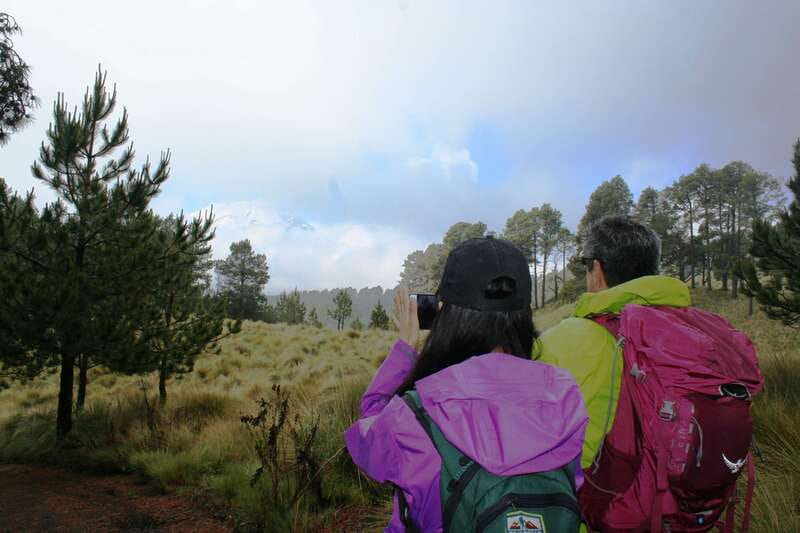 Mexico City: Guided Volcano Trek with Lunch - Popocatepetl, Iztaccihuatl, and the volcanic setting