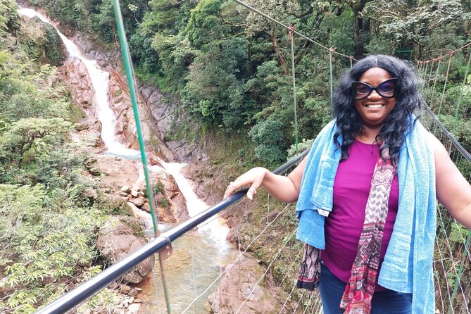 Miravalles Volcano: Hike Secondary Crater & Hot Springs Jungle - Lunch and the guide’s role