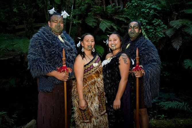 Mitai Maori Village Cultural Experience in Rotorua - Watching the waka arrive on the stream