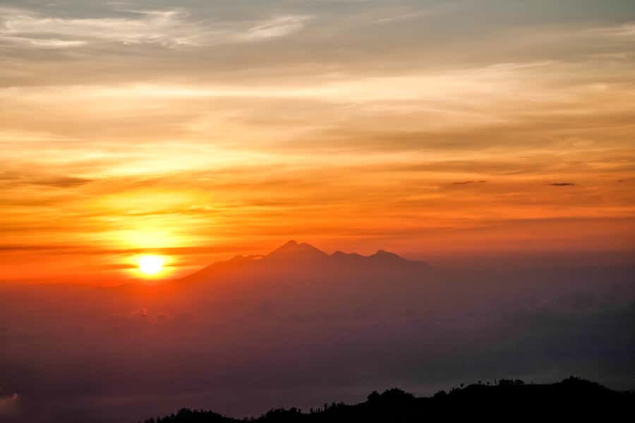 Mount Batur: 2D1N Kintamani Tour with Private Sunrise Hiking - Sunrise, tea, and the view from the summit