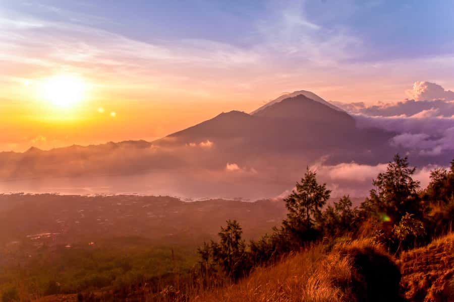 Mount Batur: 2D1N Kintamani Tour with Private Sunrise Hiking - The 3:30 AM climb up Mount Batur