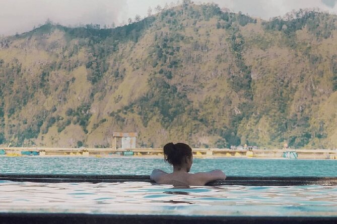 Mount Batur Jeep Sunrise & Hot Spring_ All Inclusive Tour - Reaching the Viewing Point Before Dawn