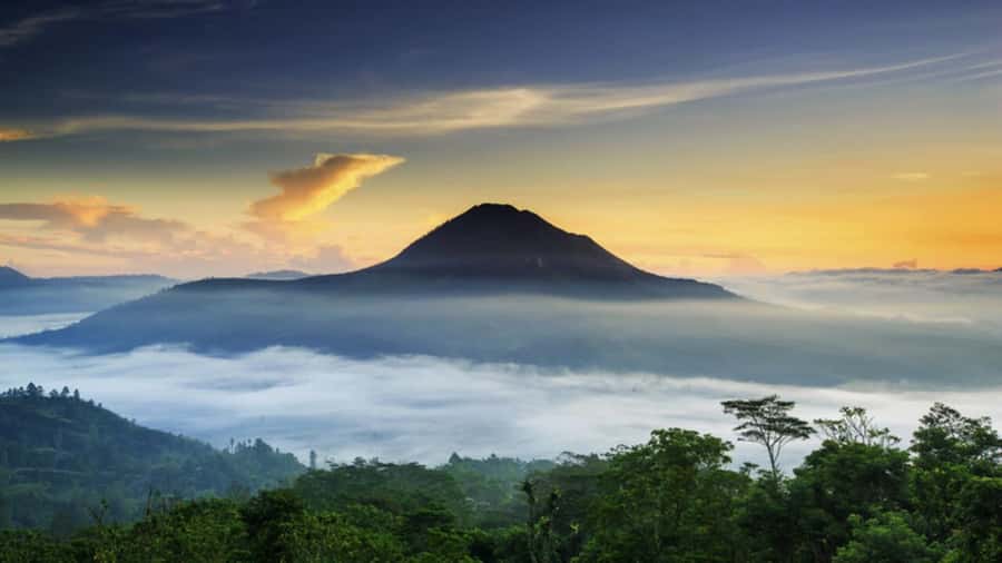 Mount Batur: Sunrise Dirt Bike Trek with Trained Riders - The final walk to the sunrise point