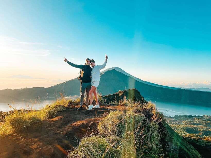 Mount Batur Sunset Trekking And Natural Hot Spring Tour - The 4 p.m. Start and 90-Minute Ascent