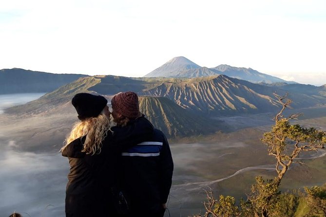 Mount Bromo Sunrise Tour from Surabaya or Malang - 1 Day - Breakfast at Lava View Restaurant