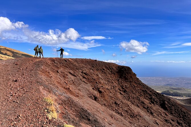 Mount Etna Adventurous Hiking Tour with Equipment - Why the Valle del Bove is worth the effort