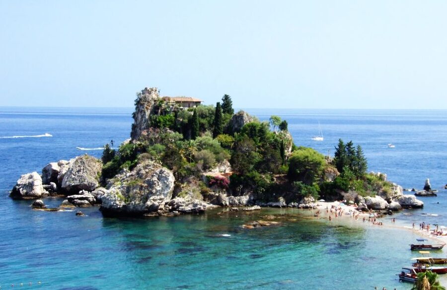 Mount Etna and Taormina Full-Day Excursion from Palermo - The early departure from Piazza Giuseppe Verdi
