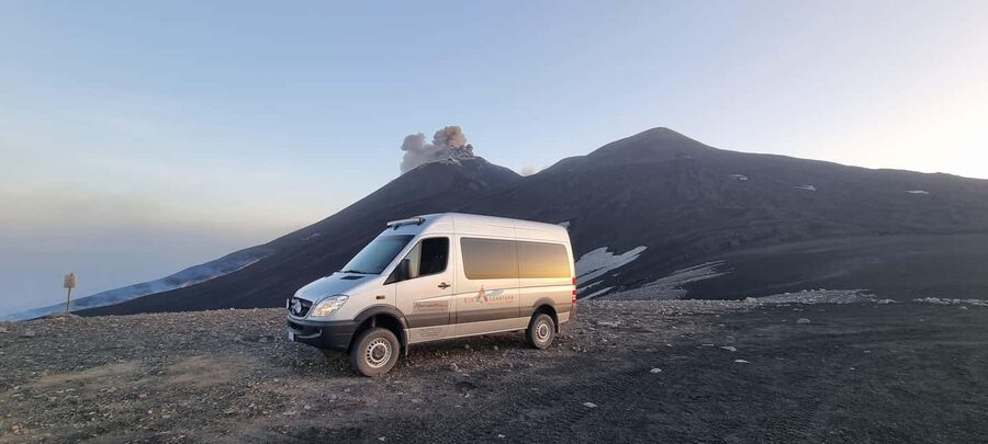 Mount Etna: Ascent to 2800m by 4x4 - Who will get the most from this Etna excursion