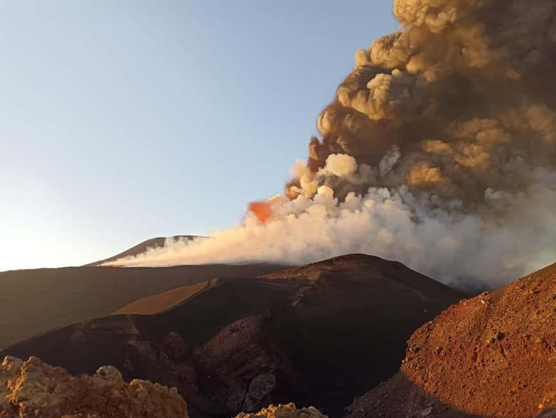Mount Etna: Central Crater (3,340 meters) with Jeep and Trek - The high point and Sicilian views
