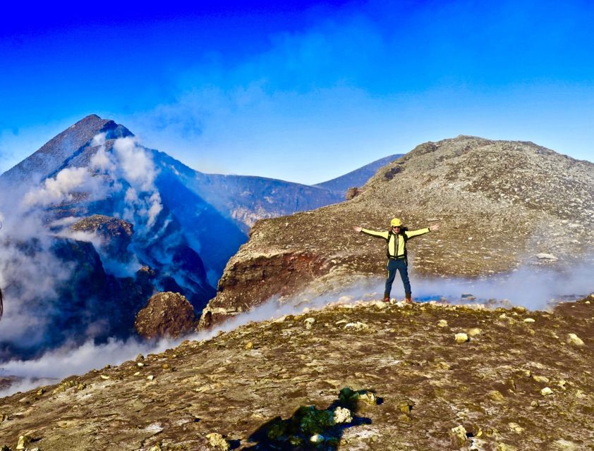 Mount Etna: Central Crater Guided Hike for Advanced Hikers - What the guides add to the day