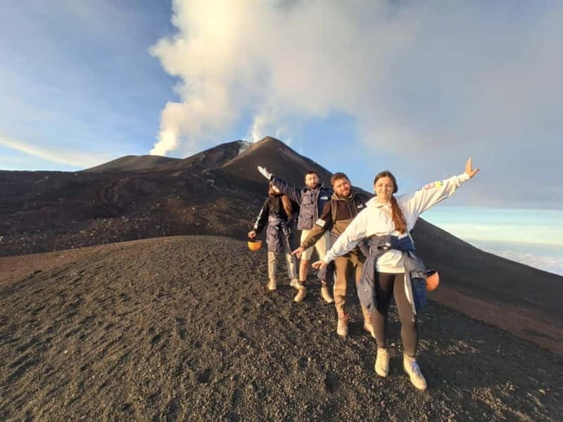 Mount Etna South:Summit Craters Tour in Cable Car & 4x4 Jeep - Starting at Rifugio Sapienza and La Terrazza dell’Etna
