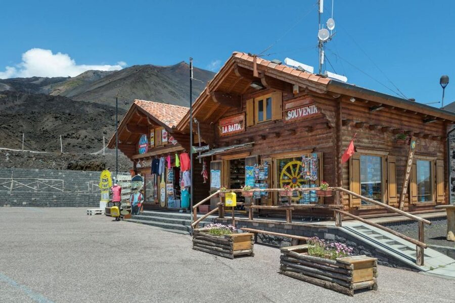 Mount Etna Tour to 1900m from Taormina - Three hours around Rifugio Sapienza