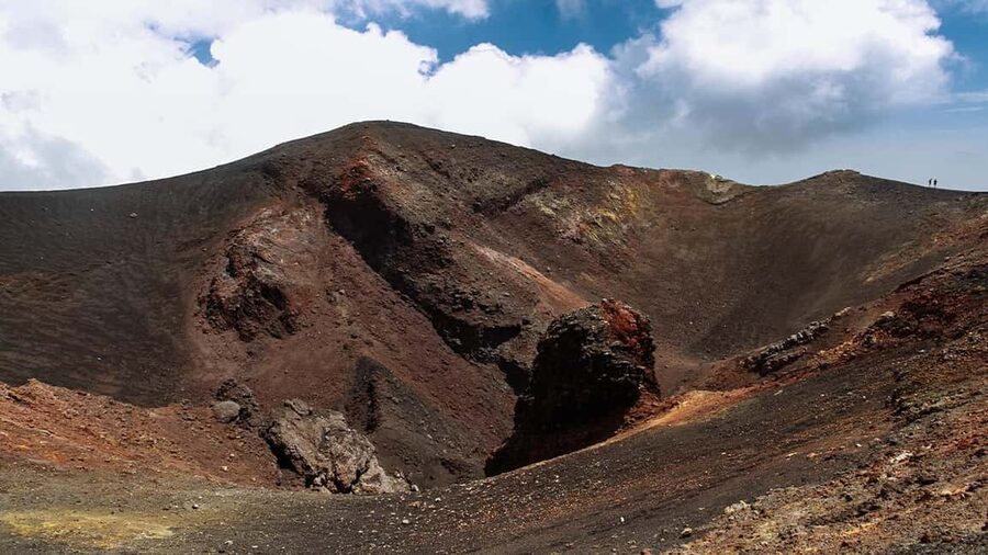 Mount Etna: trek with vintage car, tasting sicilian produtcs - Etna in Miniature gives you the big picture