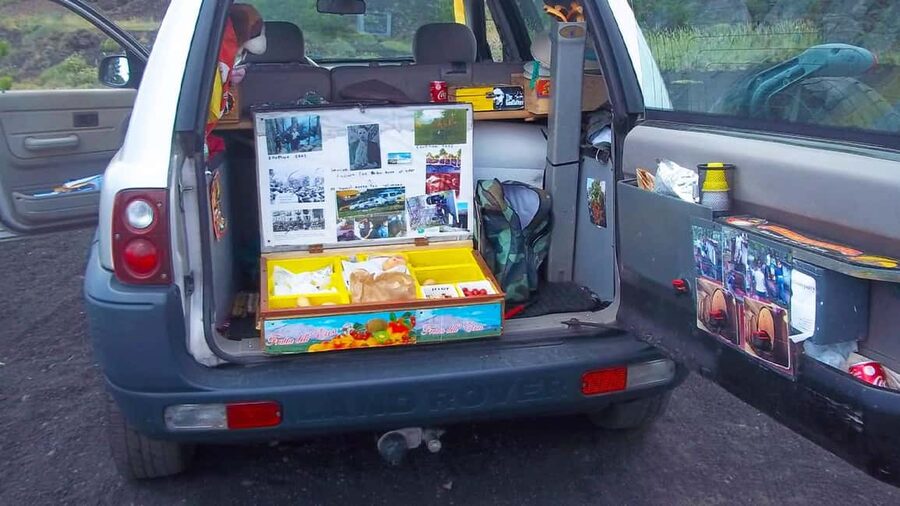 Mount Etna: trek with vintage car, tasting sicilian produtcs - How difficult is the walk?