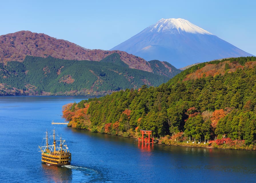 Mount Fuji - Hakone & Onsen Full Day Private Tour - Leaving Tokyo for Hakone