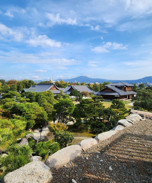 Mount Fuji Private day tour from Tokyo private & Customized - Passing through Fujiyoshida