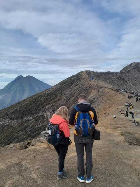 Mount Ijen Blue Fire Tour Start From Banyuwangi or Ubud Bali - What the $40 price really covers