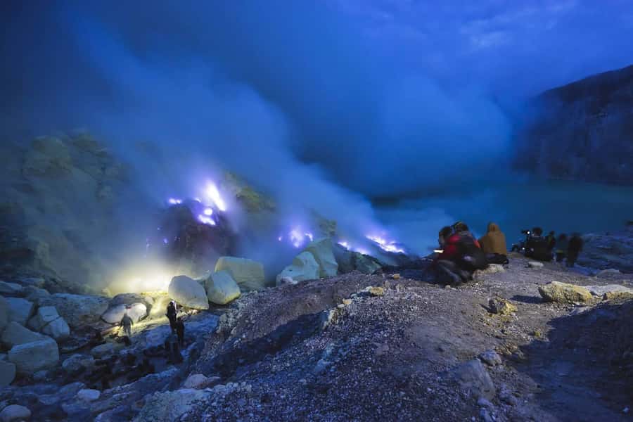 Mount Ijen Volcanic Crater Overnight Trip from Bali - What the price covers and what it does not