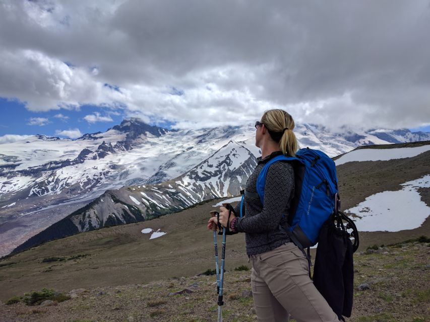 Mount Rainier: Day Hike on the Mountain - Lunch with Rainier in front of you