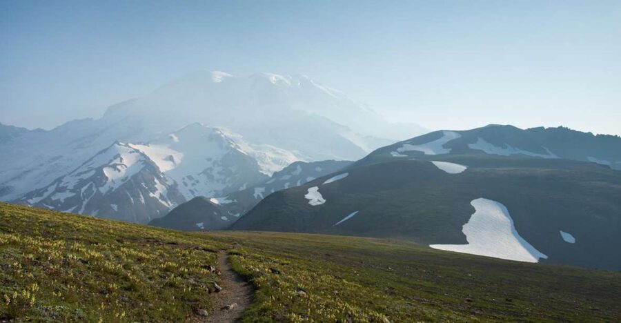 Mount Rainier: Day Hike on the Mountain - The early Seattle pickup and two-hour drive