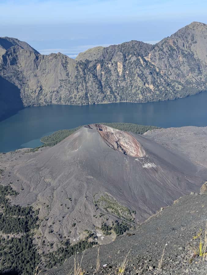 Mount Rinjani 3D/2N Full Mt Rinjani Summit - Descending to Segara Anak and its hot springs