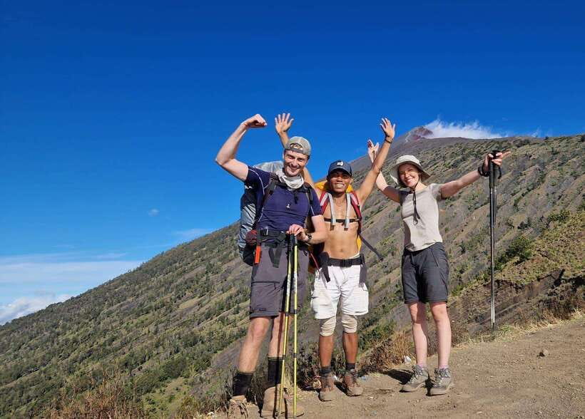 Mount Rinjani Climbing 2D/1N Summit Trek 3726M - Sembalun village starts the long climb