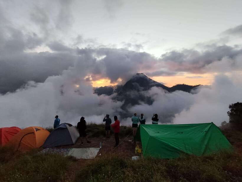 Mount Rinjani Climbing 2D/1N Summit Trek 3726M - Practical preparation for the two days